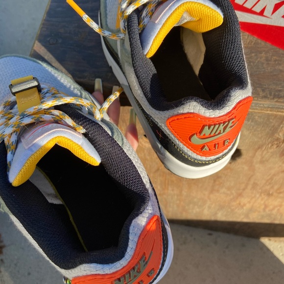 Air Max 90 ‘Swoosh Compass’ (SOLD) - Picture 5 of 8